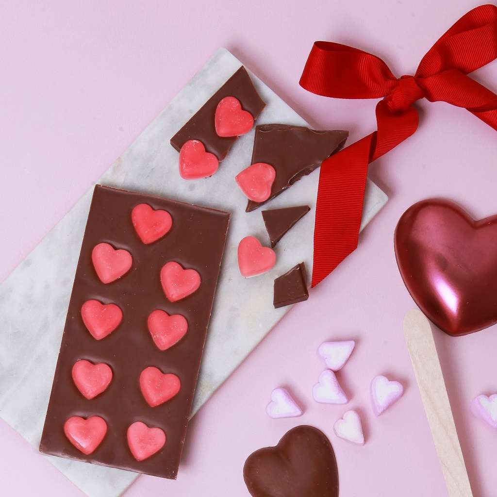Jelly Hearts Milk Chocolate Bar - Image 3